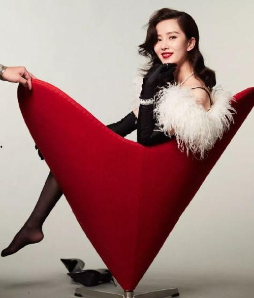 韩善花丝袜图片